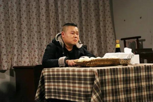 探秘農(nóng)村明星與小巷深處的特色小店！
