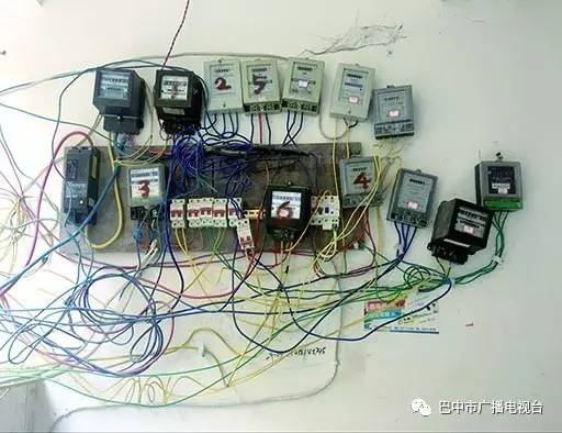 電力探秘，解讀民用一度電價格與小巷獨特小店的電力故事