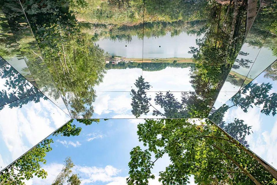 探索鏡像最新照片的時(shí)代背景、影響及地位