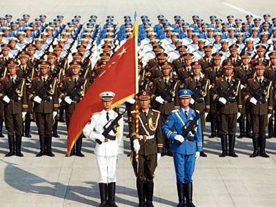 國慶閱兵展現(xiàn)大國風采與國防力量，最新閱兵盛典矚目全球